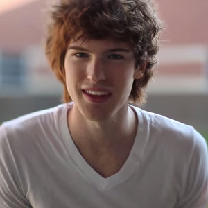 丝袜让男生❌了一夜网站
